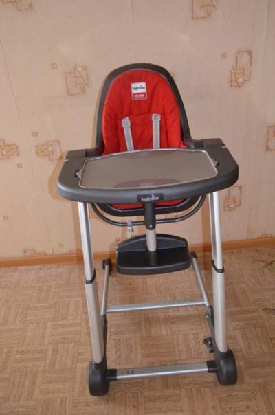 Лот: 4589145. Фото: 1. Cтульчик для кормления Inglesina... Стульчики для кормления