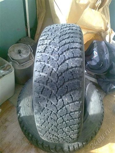 Лот: 891330. Фото: 1. Шины метелици 205\65 r15. Шины
