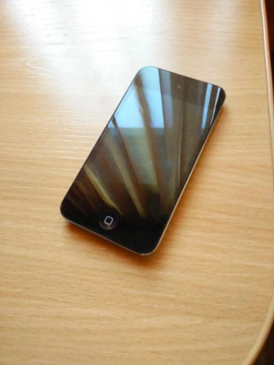 Лот: 6031724. Фото: 1. Ipod touch 4 8gb. Плееры