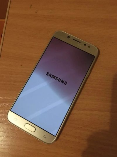 Лот: 15190595. Фото: 1. Samsung Galaxy J7 2017. Смартфоны