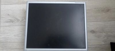 Лот: 24921463. Фото: 1. Монитор на пожвижной стойке. Не... ЖК-мониторы