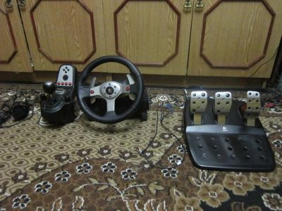Лот: 4779364. Фото: 1. Logitech G25. Рули, джойстики