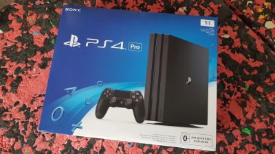 Лот: 12652627. Фото: 1. Sony Playstation 4 Pro с гибридным... Игровые приставки, консоли