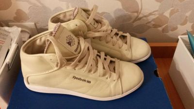Лот: 4488743. Фото: 1. НОВЫЕ.Кеды Reebok. КОЖА! очень... Кеды, кроссовки, слипоны