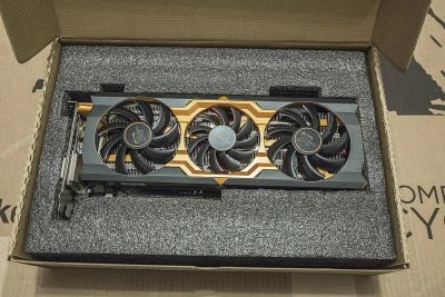 Лот: 5052222. Фото: 1. Sapphire R9 280X 1100Mhz ToXiC. Видеокарты