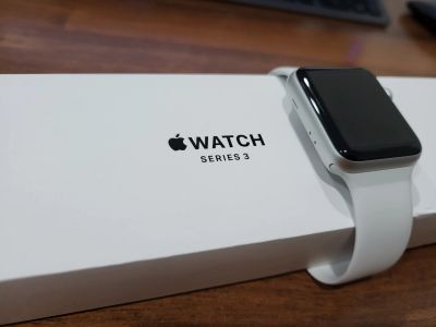 Лот: 19318110. Фото: 1. Apple watch 3 42mm. Смарт-часы, фитнес-браслеты, аксессуары