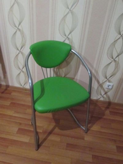 Лот: 10168918. Фото: 1. Продам зеленые стулья. Столы, стулья, обеденные группы