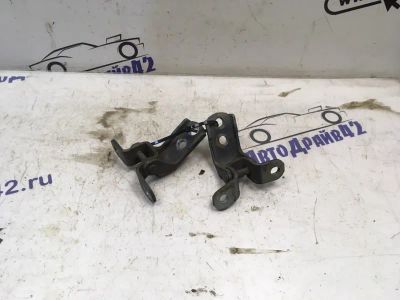 Лот: 21713130. Фото: 1. кронштейн двери toyota Avensis... Двигатель и элементы двигателя