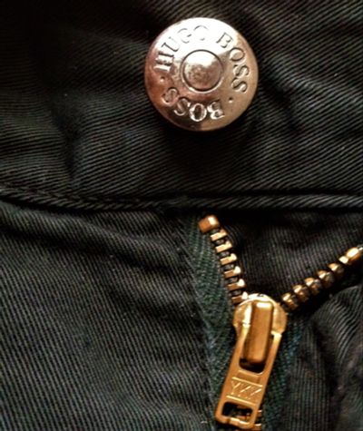 Лот: 11417065. Фото: 1. Джинсы Hugo Boss оригинал - первая... Брюки, джинсы, шорты
