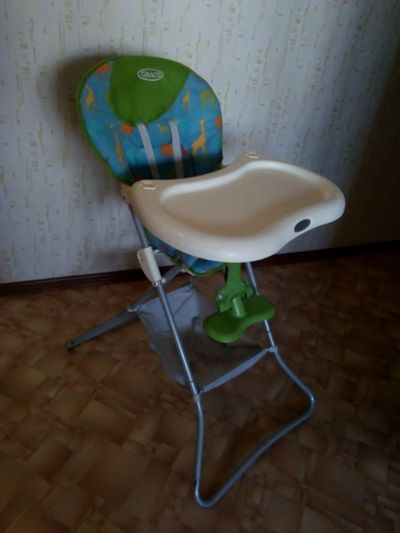 Лот: 14610313. Фото: 1. Стульчик для кормления складной... Стульчики для кормления