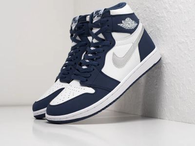 Лот: 18954712. Фото: 1. Кроссовки Nike Air Jordan 1 Mid. Кеды, кроссовки, слипоны