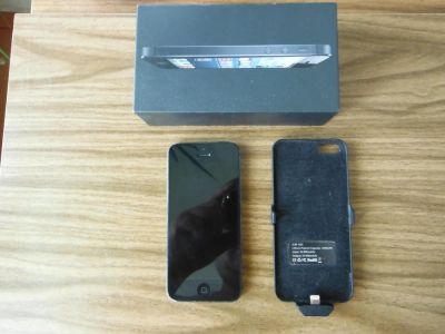Лот: 5274247. Фото: 1. IPhone 5 Black LTE. Смартфоны