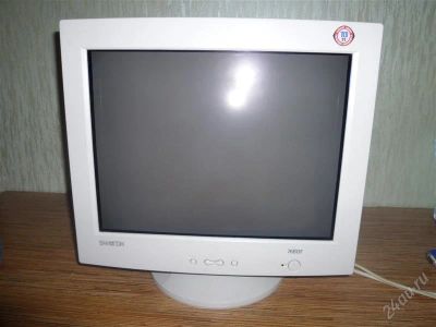 Лот: 781141. Фото: 1. монитор на 17. ЭЛТ-мониторы