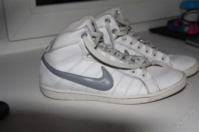 Лот: 1489979. Фото: 1. срочно продам кросовки nike оригинал... Другое (спортивные товары)