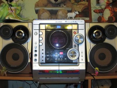 Лот: 7464946. Фото: 1. Samsung MAX-KJ650 DVD+Karaoke. Музыкальные центры, магнитолы