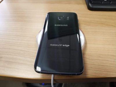Лот: 11565499. Фото: 1. Samsung Galaxy s7 edge. Смартфоны