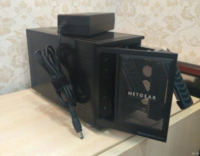 Лот: 18301815. Фото: 1. NAS Сетевой накопитель Netgear... СХД