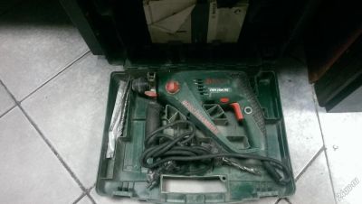 Лот: 5764993. Фото: 1. Продам перфоратор Bosch PBH 2000RE... Электроинструмент