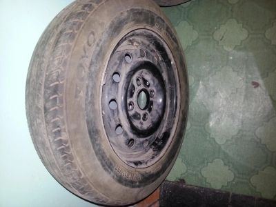 Лот: 3940193. Фото: 1. Продам полноразмерную запаску... Шины на дисках
