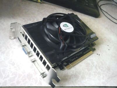 Лот: 3189447. Фото: 1. 4096 mb. GTX 550TI. видюха с огромной... Видеокарты