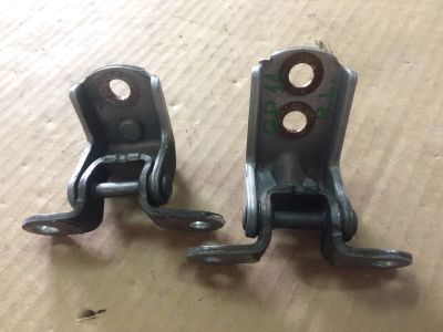 Лот: 11508712. Фото: 1. Петли двери Nissan Primera QP11... Кузов