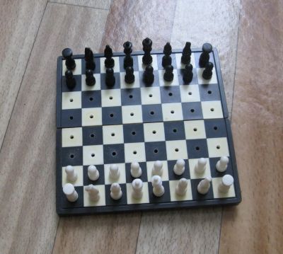 Лот: 6880071. Фото: 1. шахматы дорожные ссср. Игрушки