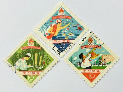 Лот: 24692990. Фото: 1. 15 лет пионерии КНДР: Горнист... Марки