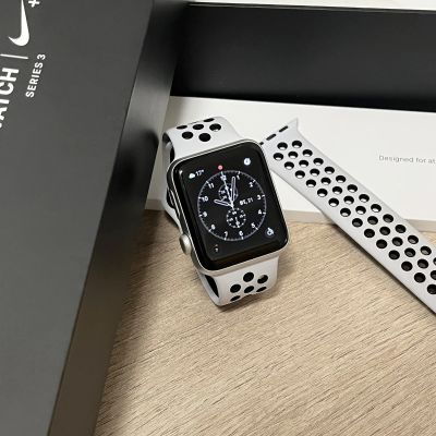 Лот: 19111301. Фото: 1. Apple Watch Nike Series 3 42mm... Смарт-часы, фитнес-браслеты, аксессуары