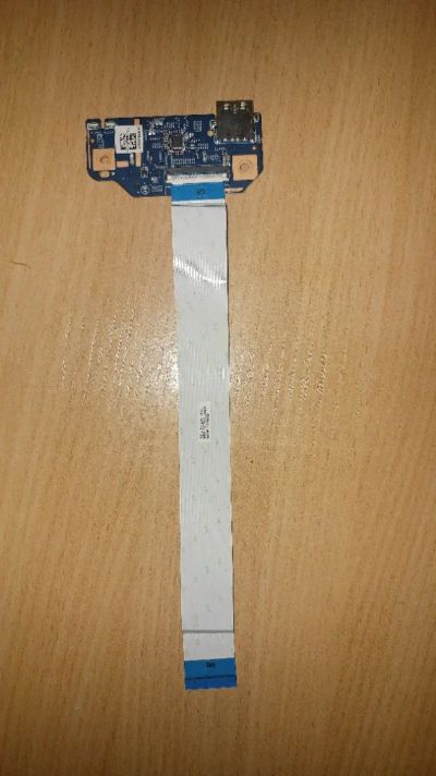 Лот: 10895422. Фото: 1. Плата USB HP Laptop 17 ak066ur. Платы расширения, контроллеры, доп. порты