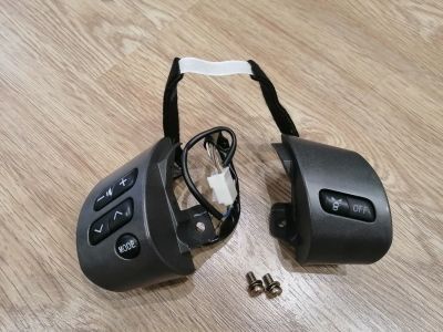 Лот: 17372307. Фото: 1. Кнопки руля Toyota wish caldina. Электрооборудование