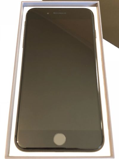 Лот: 11595603. Фото: 1. Apple iPhone 8 Plus 64 Gb Space... Смартфоны