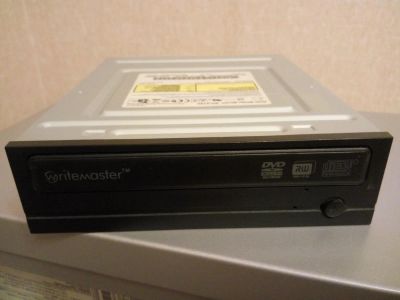 Лот: 6799594. Фото: 1. Привод DVDRW. Приводы CD, DVD, BR, FDD