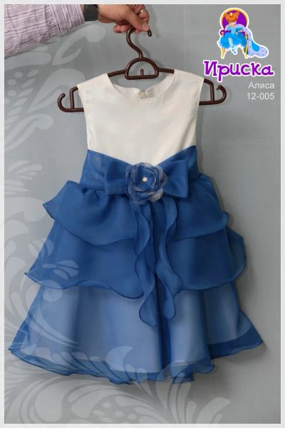 Лот: 7106774. Фото: 1. Нарядное платье. Платья, сарафаны