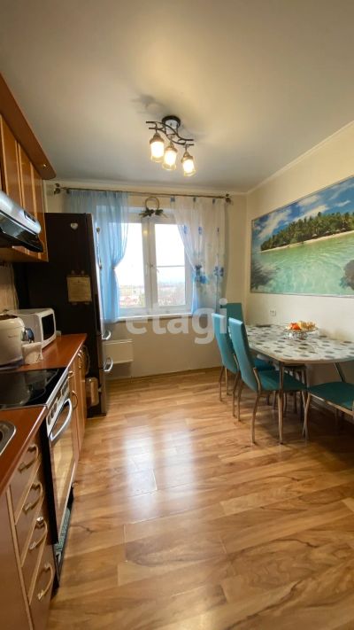 Лот: 25850038. Фото: 1. 3-комн. квартира , Красноярск... Квартиры, студии