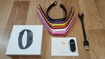 Лот: 12989528. Фото: 1. Фитнес браслет Xiaomi mi band... Смарт-часы, фитнес-браслеты, аксессуары