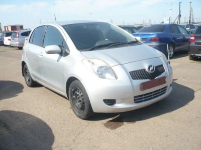 Лот: 3125944. Фото: 1. Toyota Vitz 2006г. Автомобили