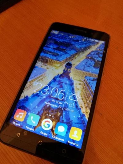 Лот: 10907736. Фото: 1. HONOR 4X. Смартфоны