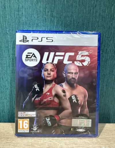 Лот: 21395234. Фото: 1. Игра PS5 UFC 5. Диск новый. Игры для консолей