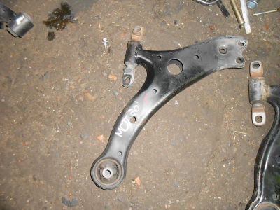Лот: 20895892. Фото: 1. Рычаг подвески нижний Toyota Windom... Ходовая, подвеска, рулевое управление