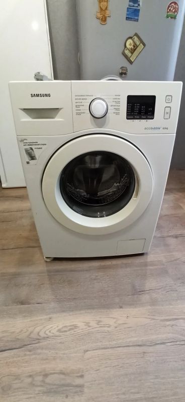 Лот: 25850993. Фото: 1. Стиральная машина Samsung WW60H2200EW. Стиральные машины