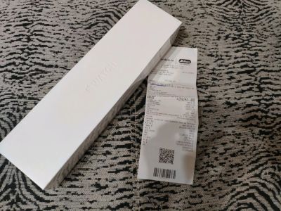 Лот: 14356716. Фото: 1. Apple Watch 4 40mm новые, запечатанные. Смарт-часы, фитнес-браслеты, аксессуары