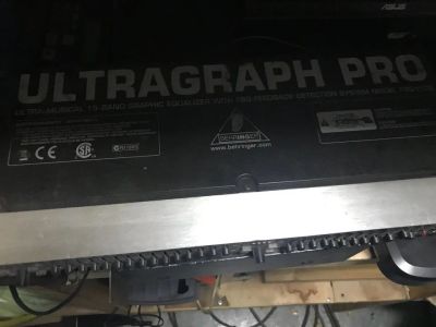 Лот: 11773559. Фото: 1. ultragraph pro fbq1502 эквалайзер. Усилители, эквалайзеры