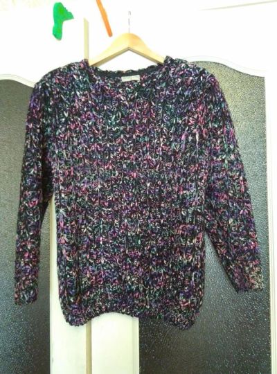 Лот: 6841148. Фото: 1. Джемпер женский "ленточки" р.52... Свитеры, толстовки, худи