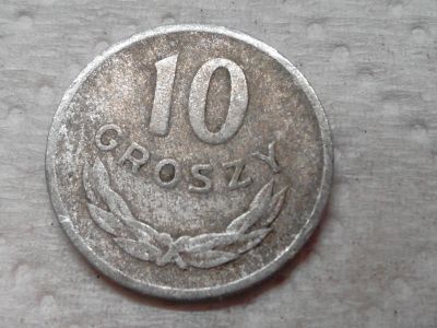 Лот: 13957510. Фото: 1. Монета Польши 10 groszy. Европа