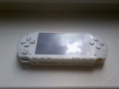 Лот: 398605. Фото: 1. PSP fat (сломан экран). Игровые приставки, консоли