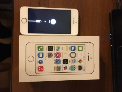 Лот: 7766319. Фото: 1. Iphone 5s. Смартфоны