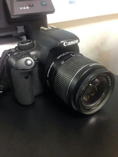 Лот: 8037731. Фото: 1. Canon EOS 550D Kit 18-55mm + Cумка. Цифровые зеркальные