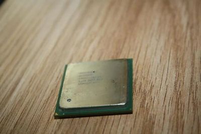 Лот: 5556950. Фото: 1. Intel Celeron 1800MHz. Процессоры