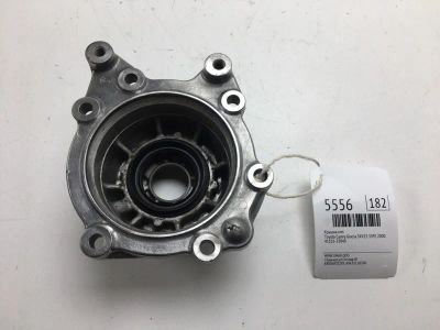 Лот: 20544367. Фото: 1. Крышка КПП Toyota Camry Gracia... Двигатель и элементы двигателя