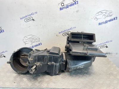 Лот: 25550740. Фото: 1. корпус отопителя Renault Symbol... Двигатель и элементы двигателя
